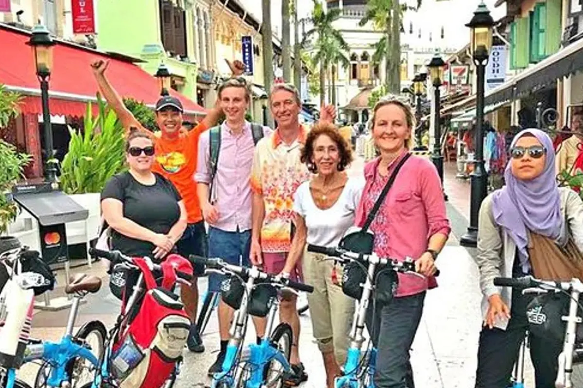 Lion City Bike Tour of Singapore